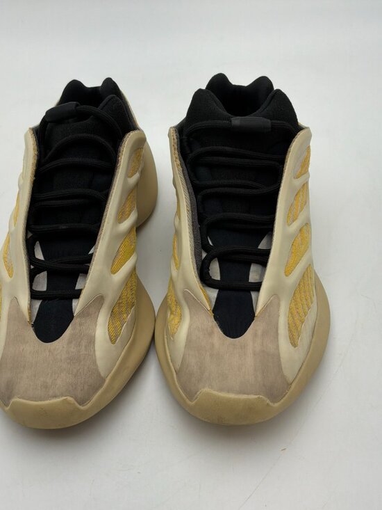 Adidas Yeezy 700 V3 Safflower Men\'s Size 6.5 Sneakers G54853 Low Top main image 9